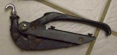 VW-TopLatch.jpg (10871 bytes)